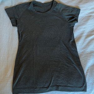 Swiftly Tech Short sleeve